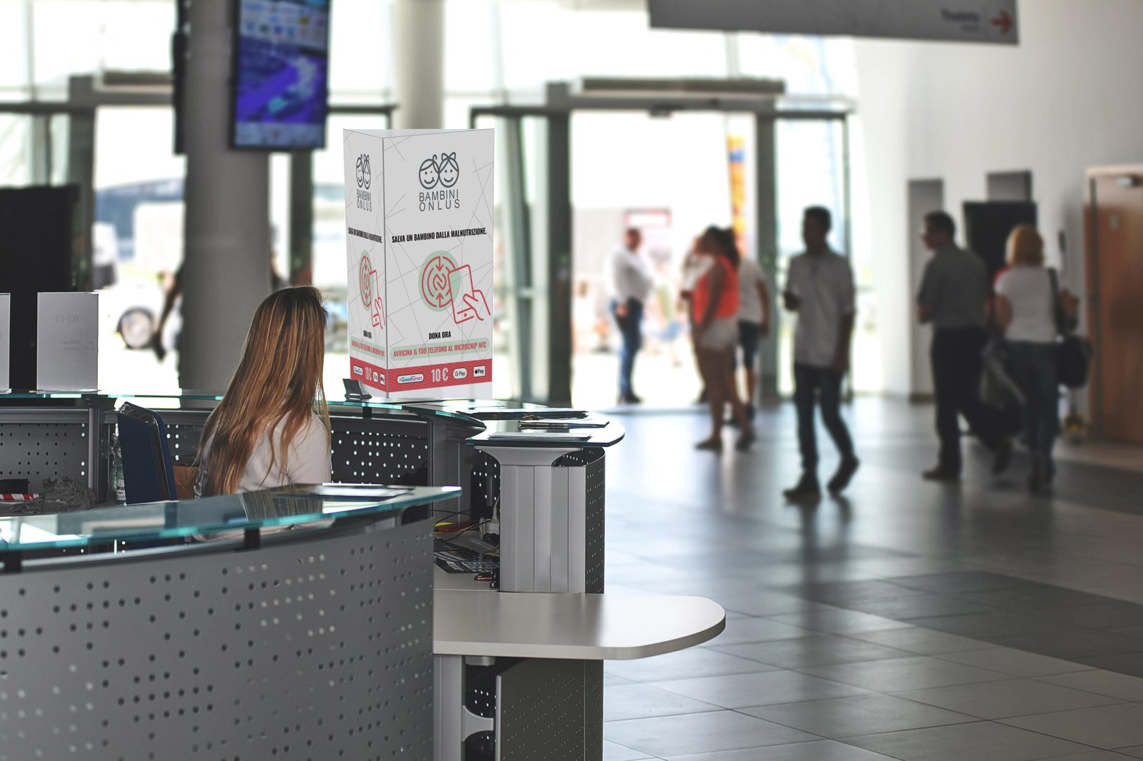AGoodGiver: totem a tre facce per la raccolta fondi negli spazi fisici