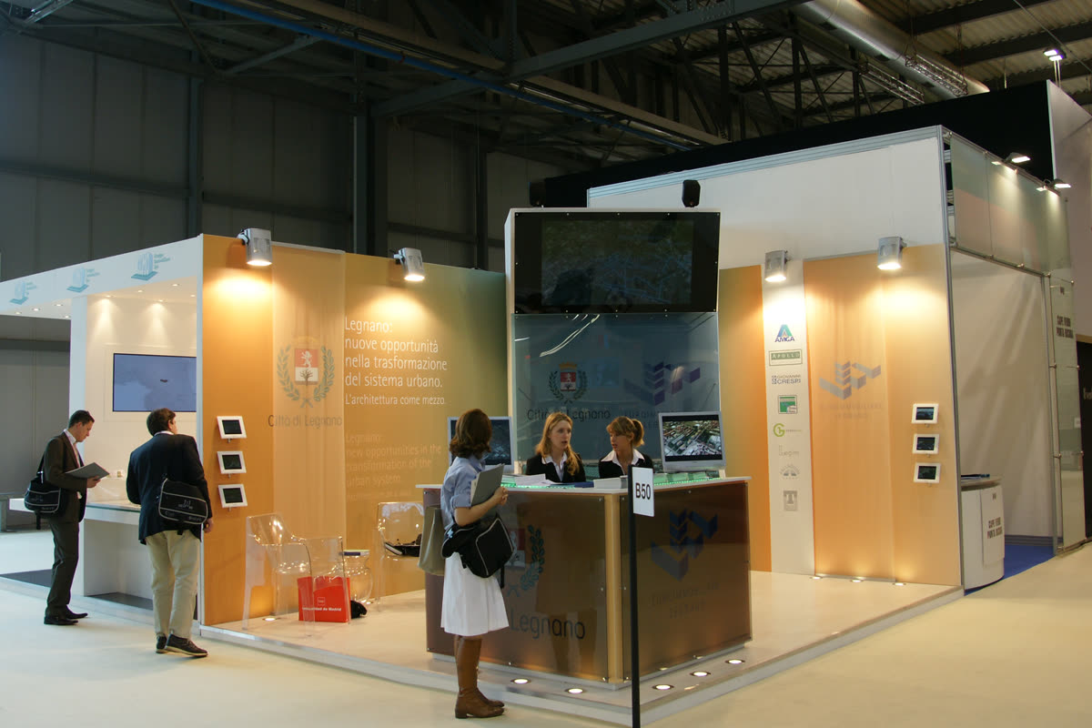 Allestimento stand fieristico per il Comune di Legnano