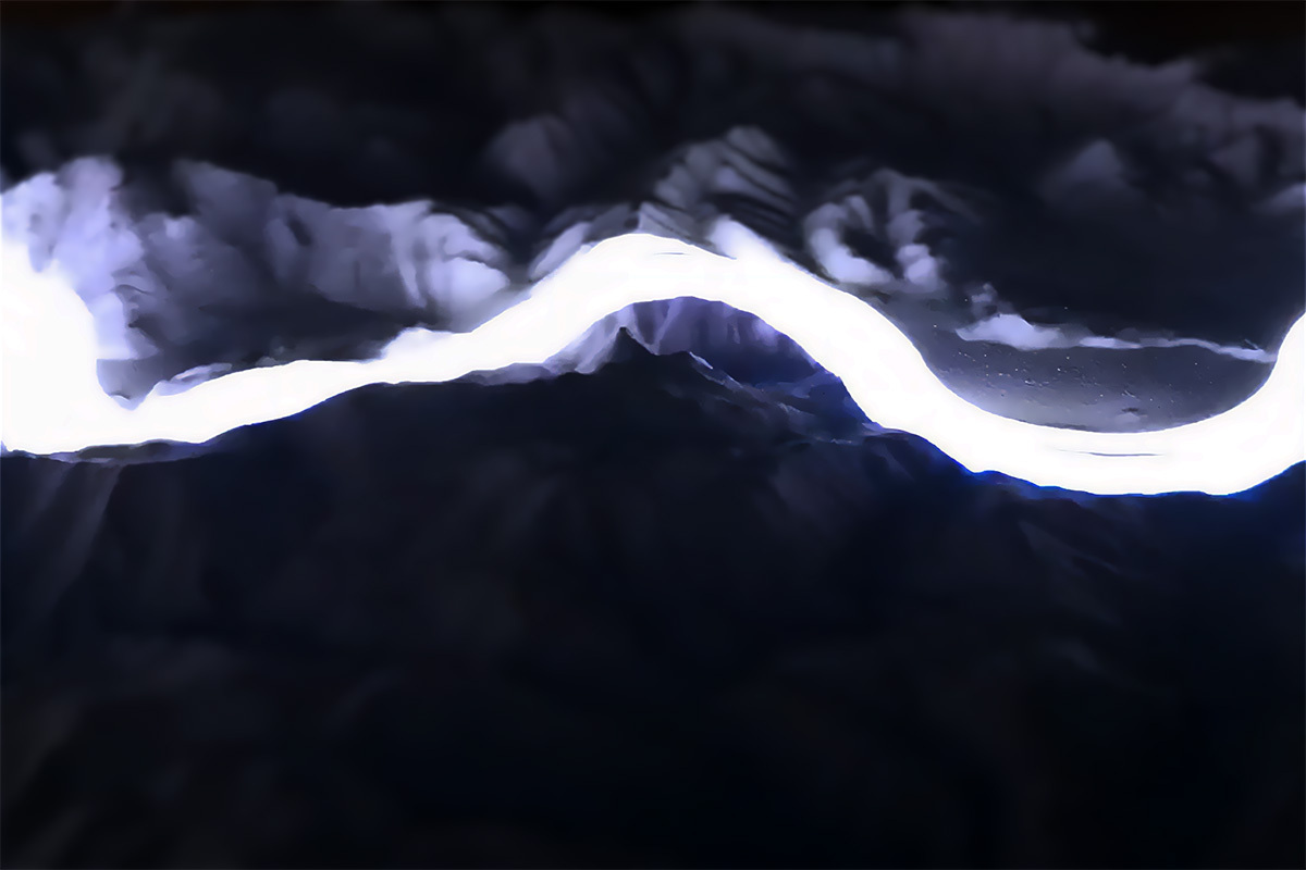Fiume di luce che serpeggia tra i rilievi montuosi scuri del plastico metavisuale