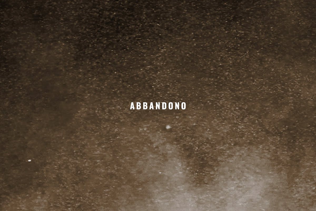 Context: fotogramma della videoinstallazione